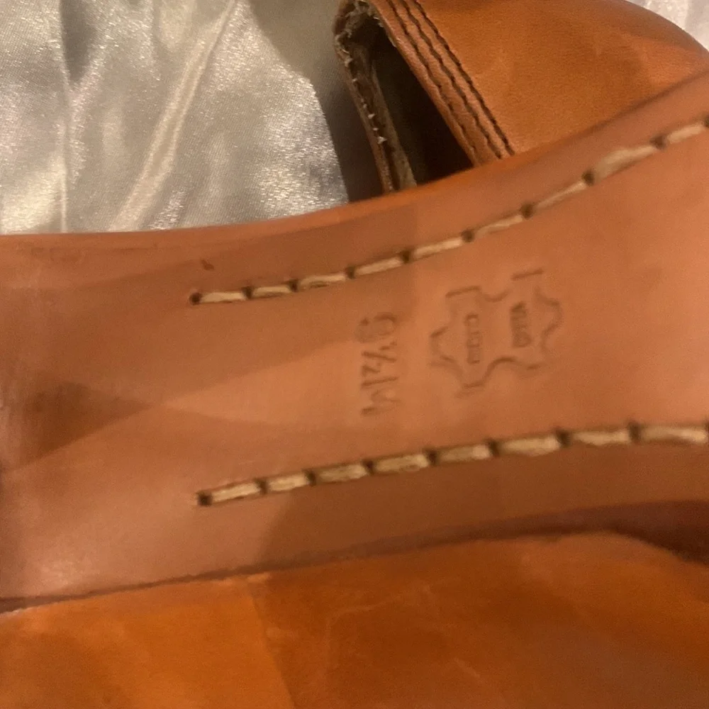 🌹Vintage Michael Micheal Kors • Brown Leather Platform Peep Toe Heels